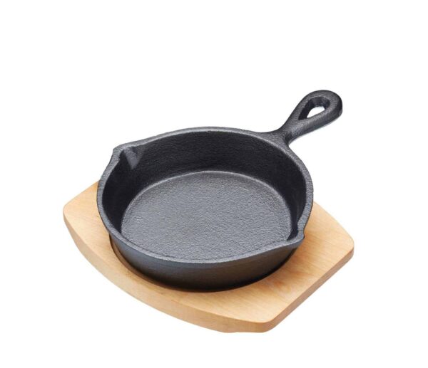 Artesà Cast Iron 20cm Round Small Fry Pan with Board