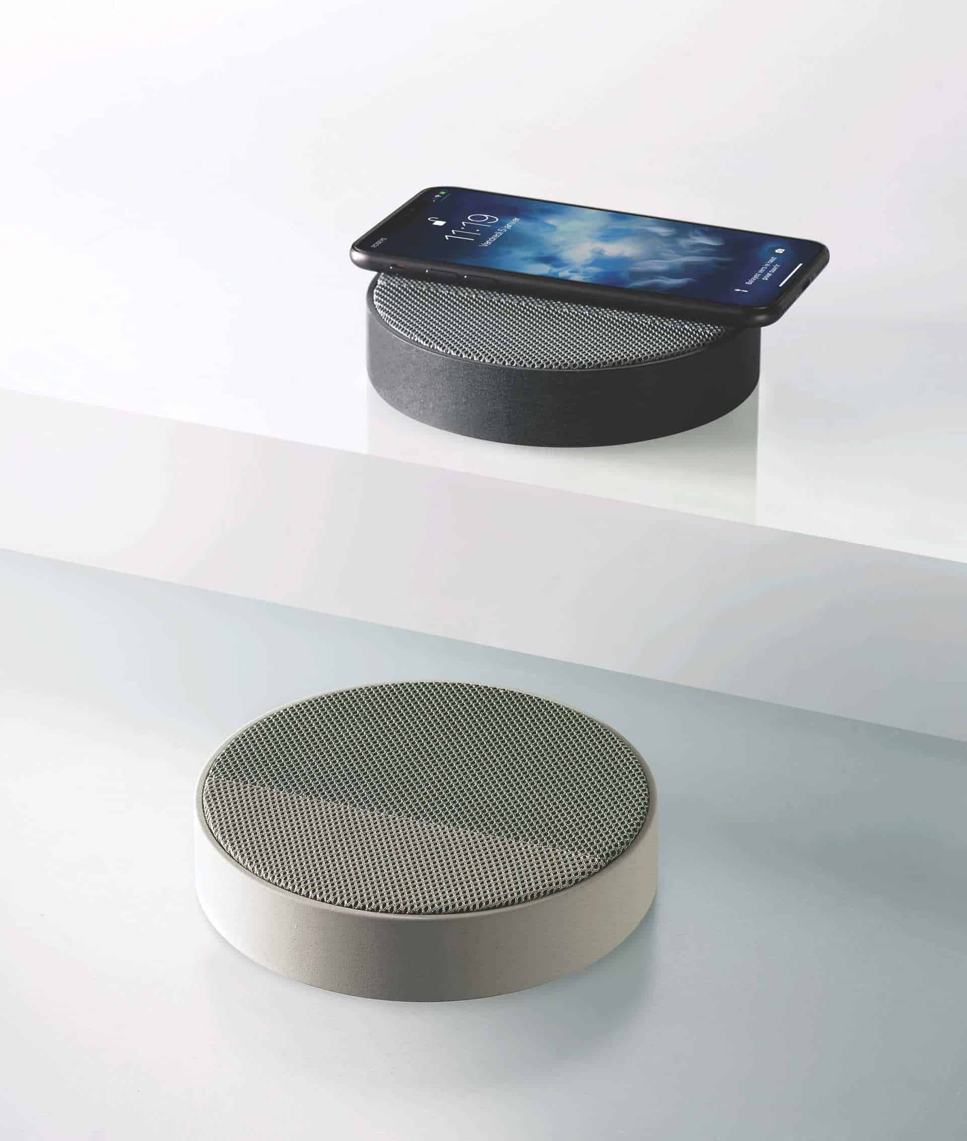 Bluetooth Speaker and Charger OSLO Lexon Design