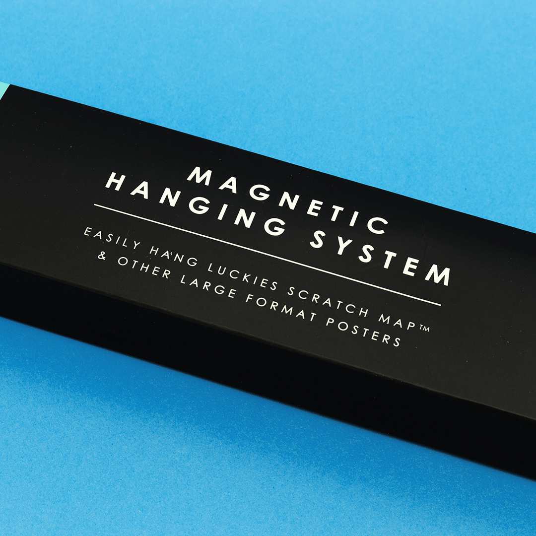 Magnetic Hanging System Poster Luckies Hang