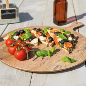 Ēdienu šķīvis, kas pasniedz vasaras koka KitchenCraft