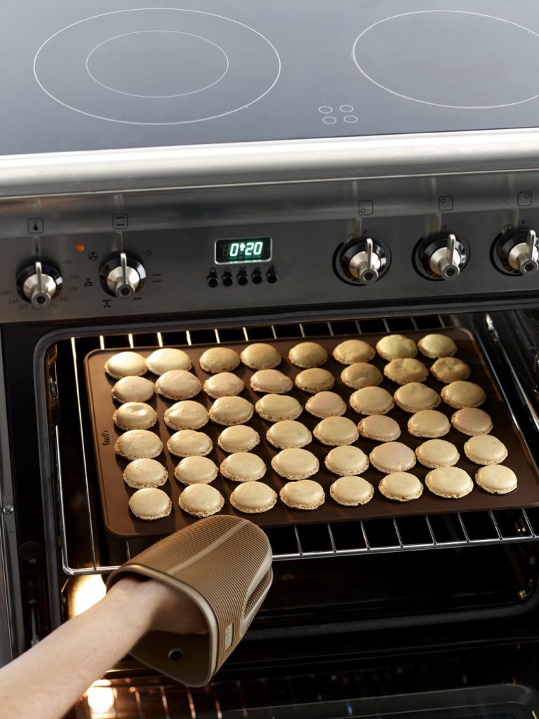 Lekue Macaron Baking Set Kit