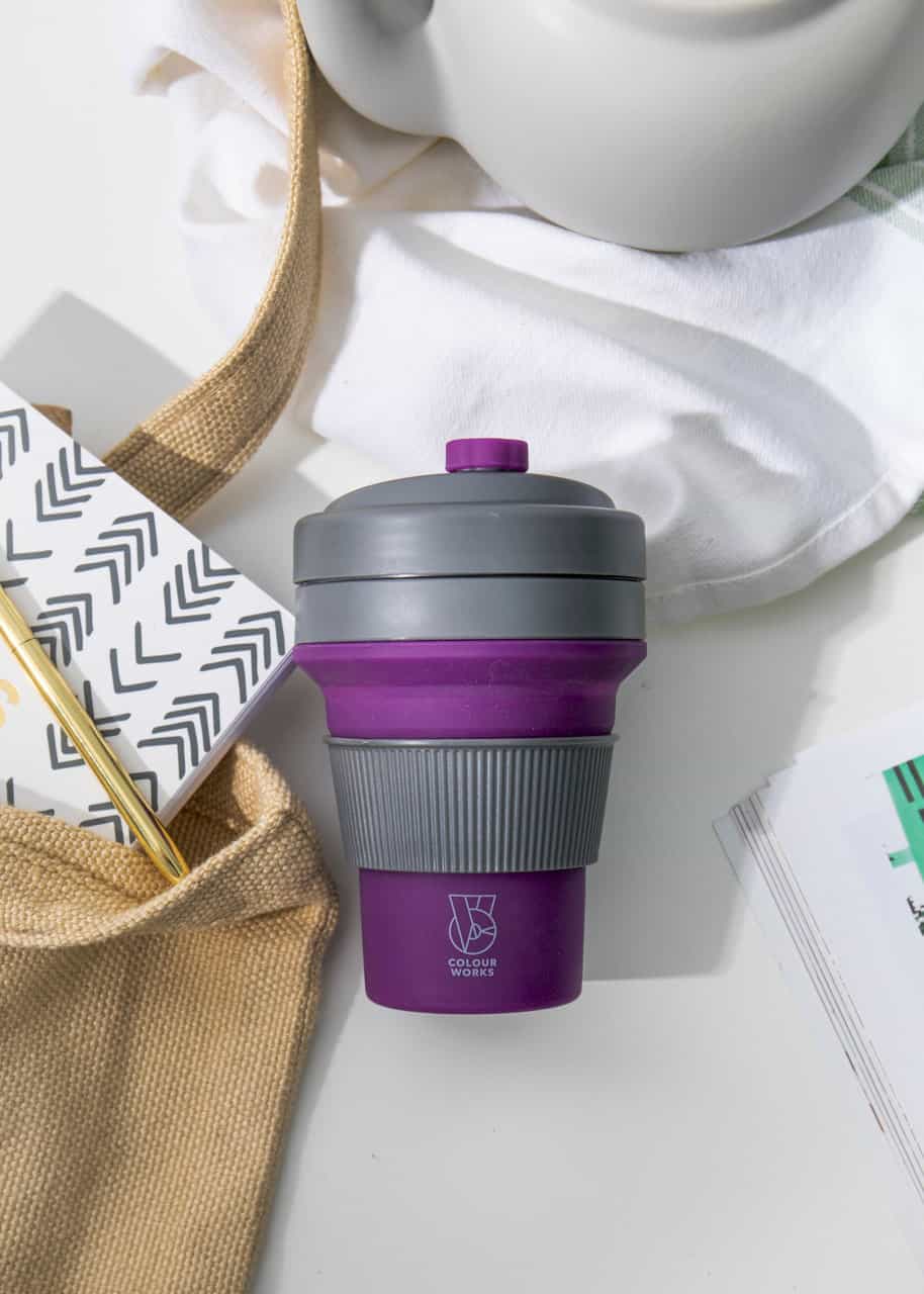 Colourworks Silicone Collapsible Travel Mug 350ml.