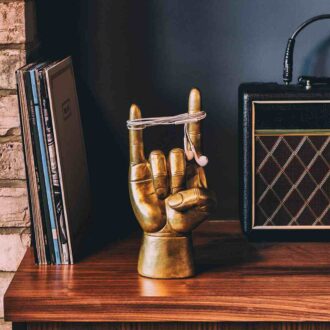 Luckies_Mini_Rock_On_Headphone_Stand-Gold