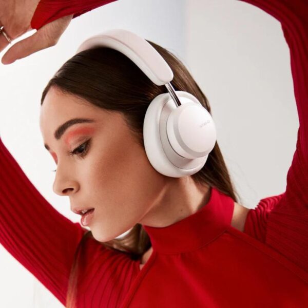 Urbanista-Miami-Over-ear-ANC-Headphones.