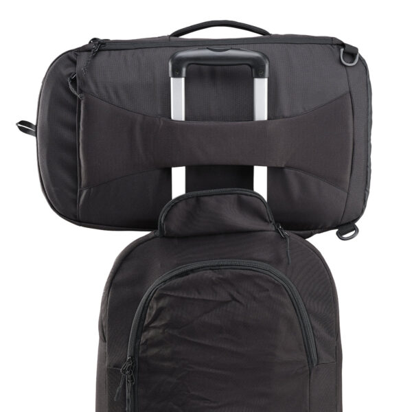 Caribee-Traveller-40-Travel-Bag