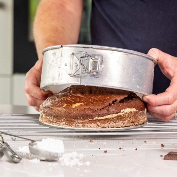 MasterClass Recycled Aluminium Springform Cake Tin - 20cm