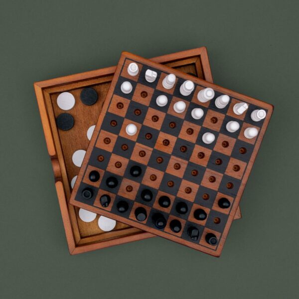Iron & Glory Checkmate Wooden Chess & Checkers Set - Image 7