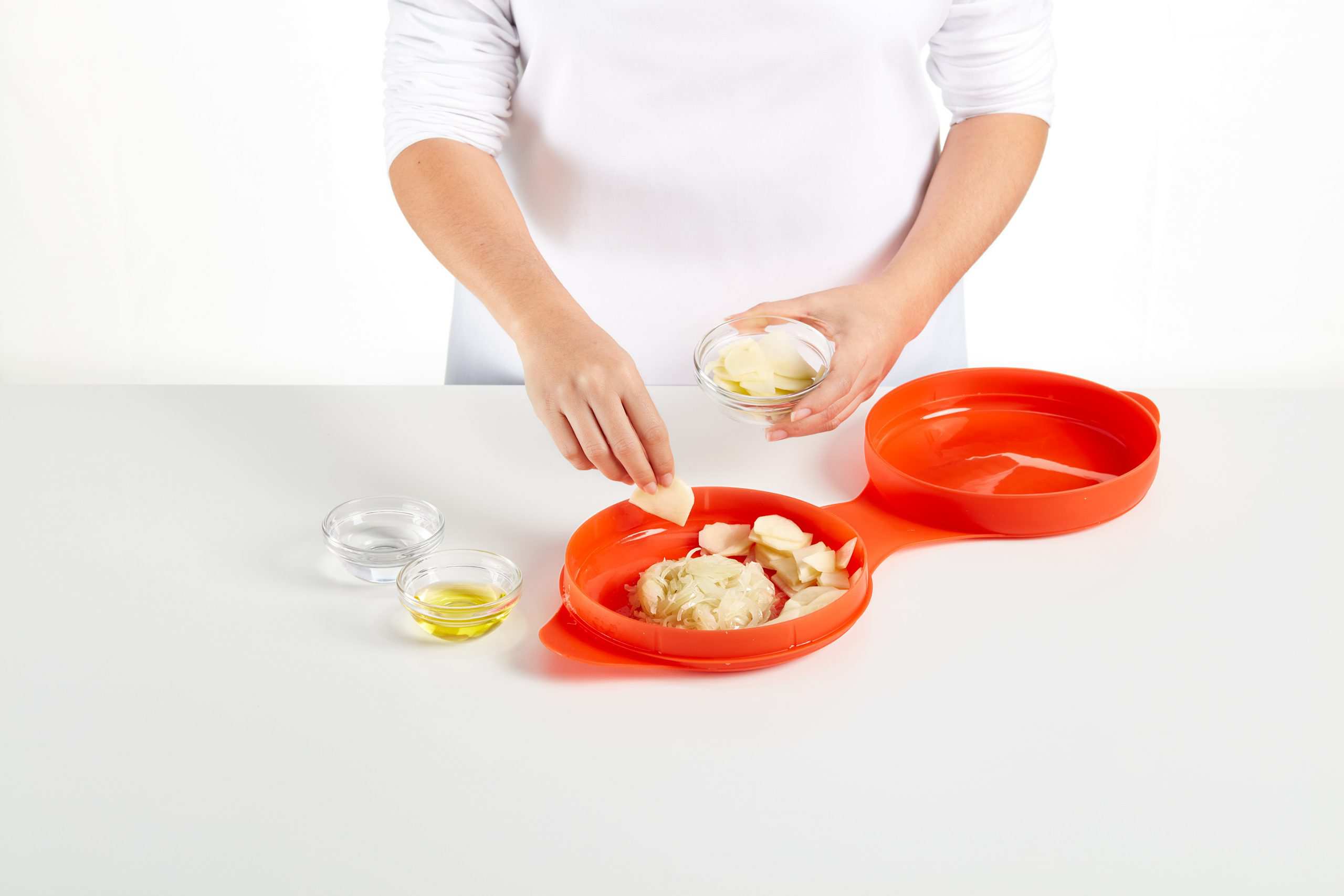 Lékué Microwave Spanish Omelette - Image 4