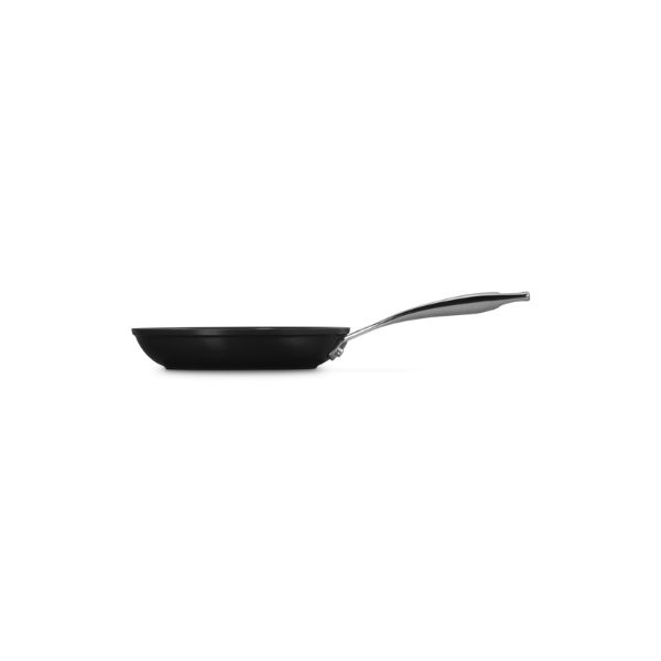 Le Creuset Non-Stick Ceramic Frying Pan | 20cm - Image 3